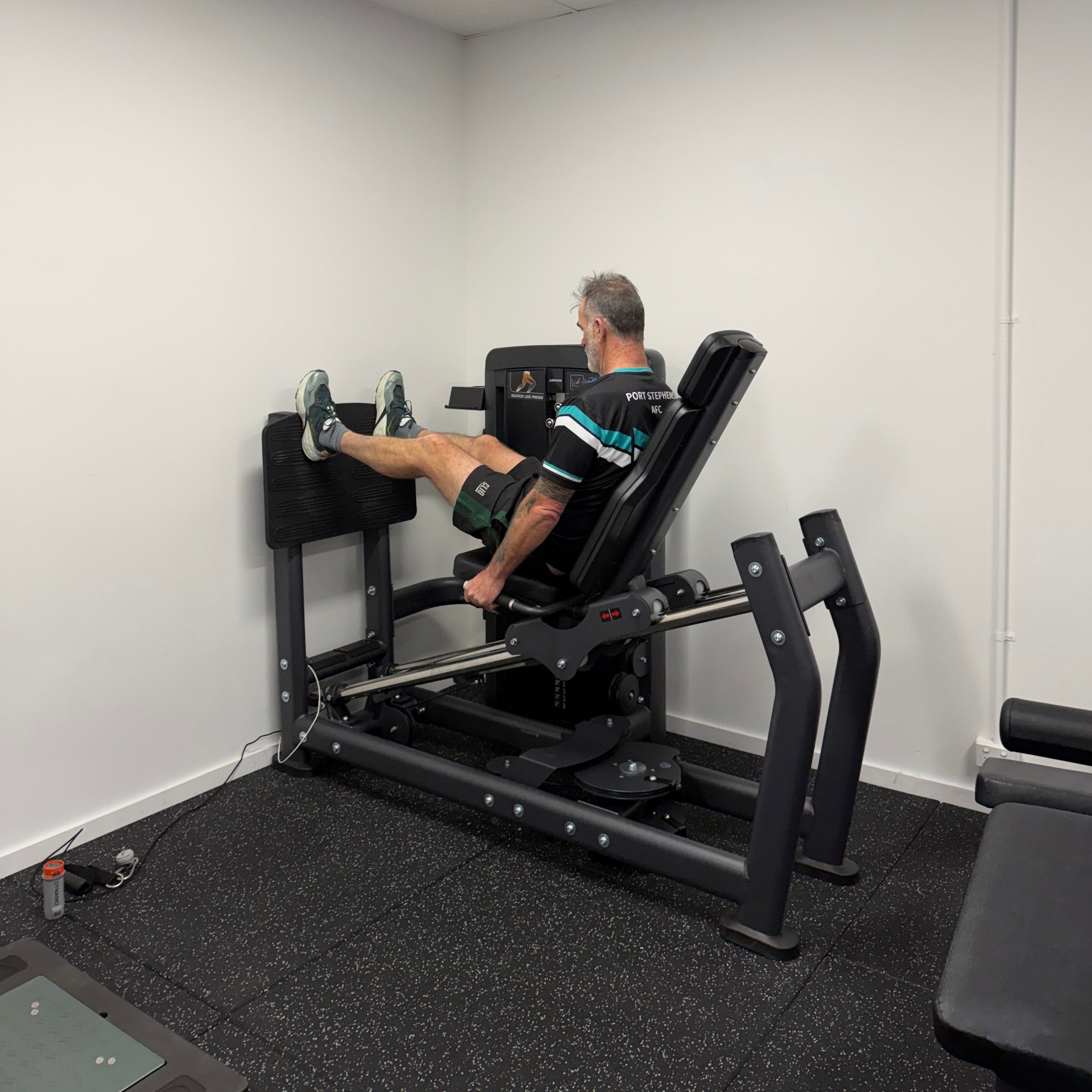 Physiotherapy Clinic using Leg press