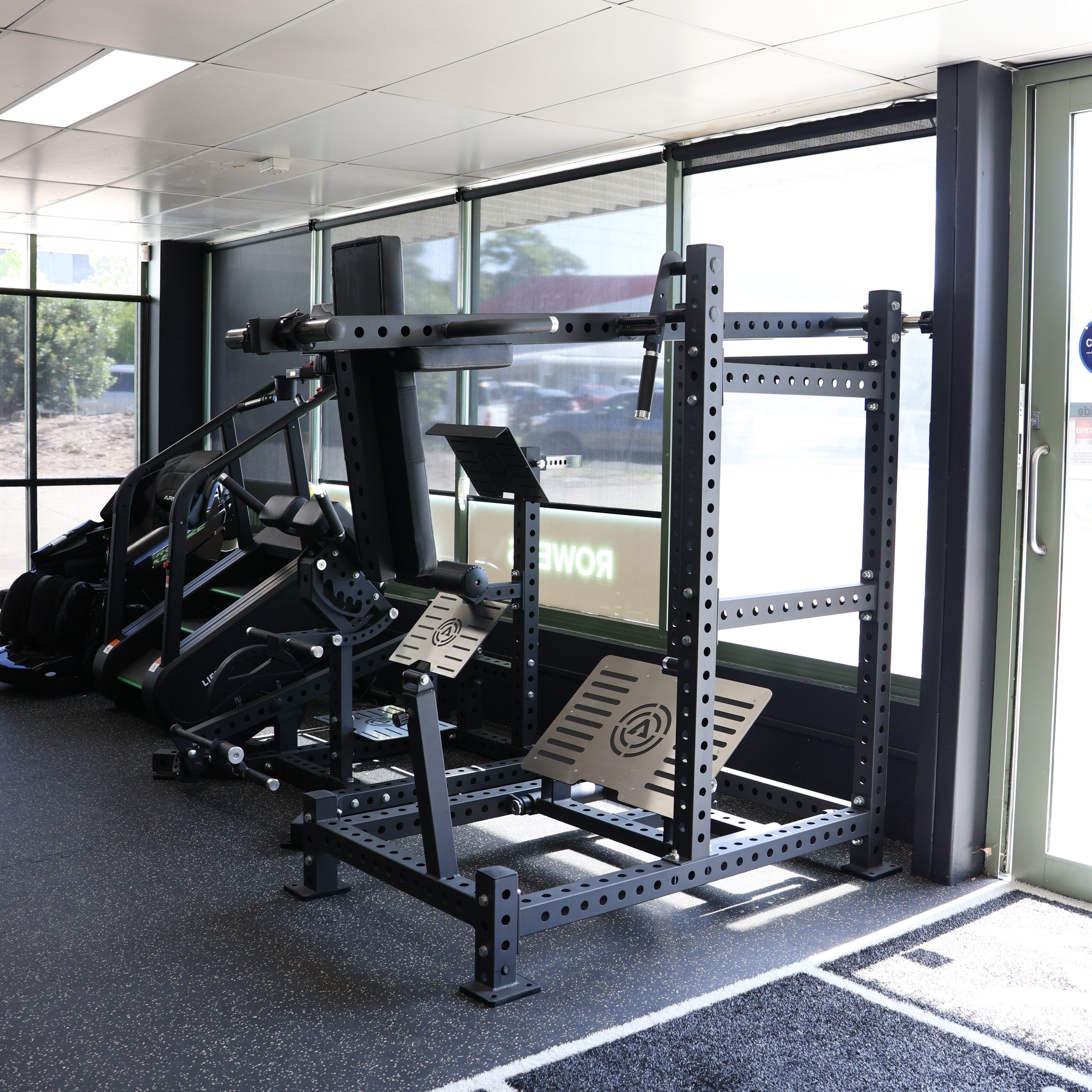 Pendulum Squat garage gym series plate loaded