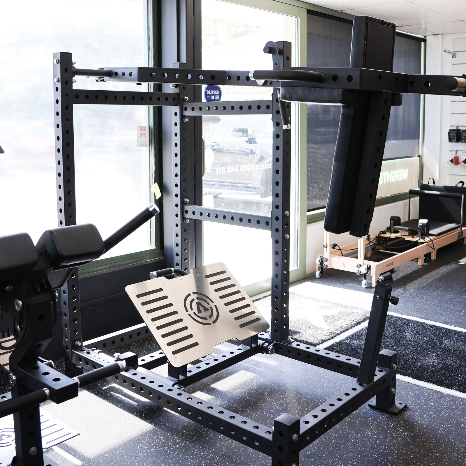 Pendulum Squat garage gym series plate loaded