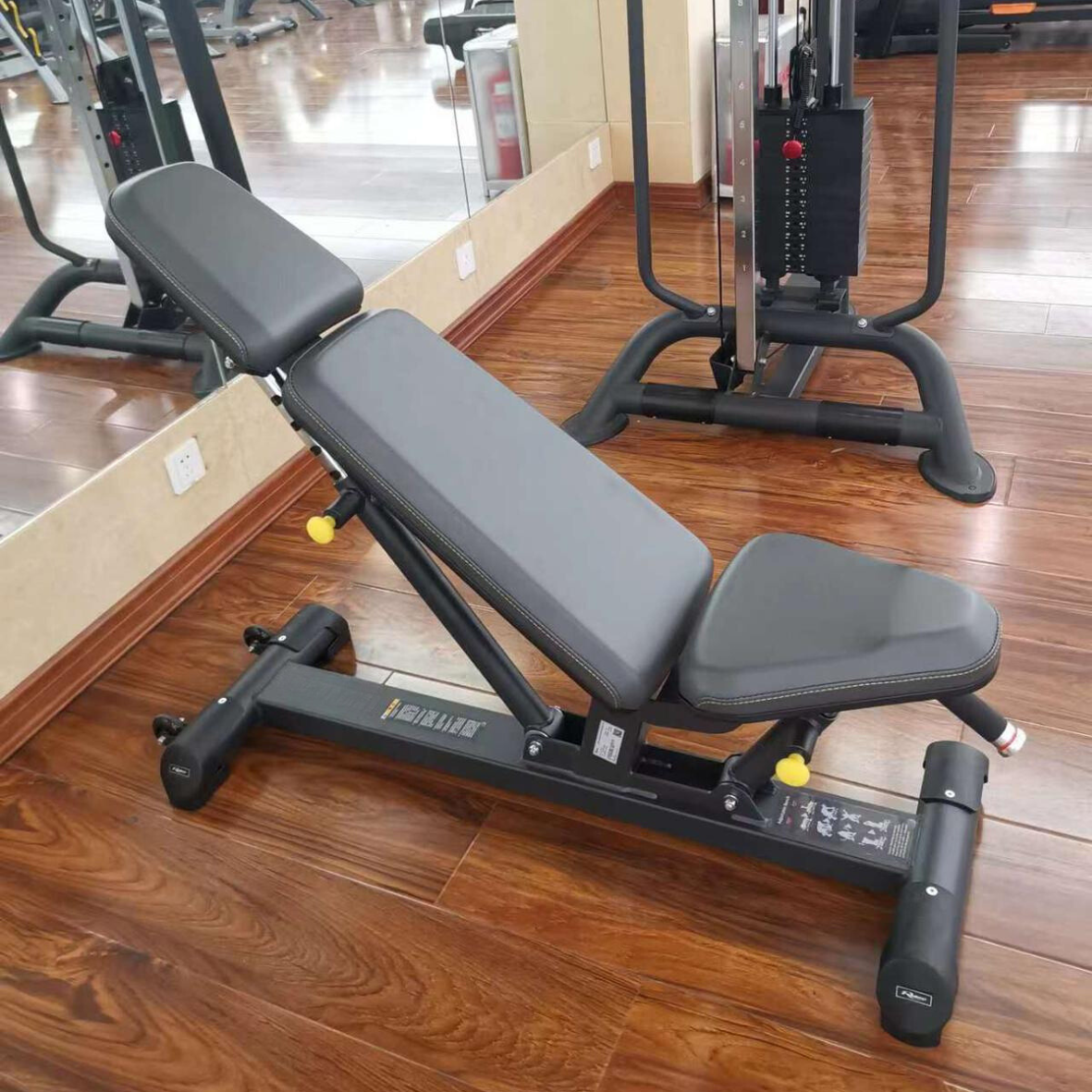 ARROW® X9 Commercial Adjustable Bench– Southern Cross Fitness